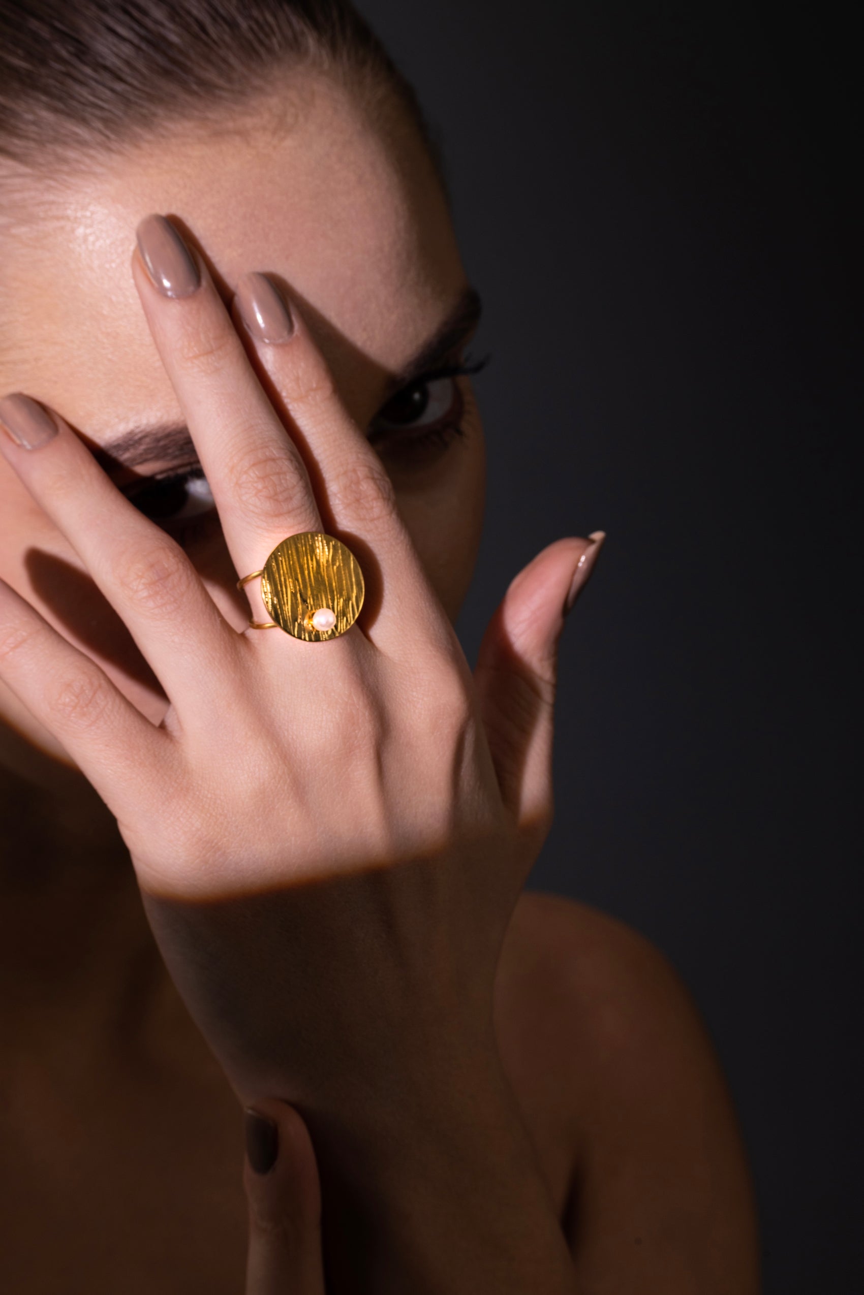 The Celestial Disc Ring β Luxe-Grade Gold Plating