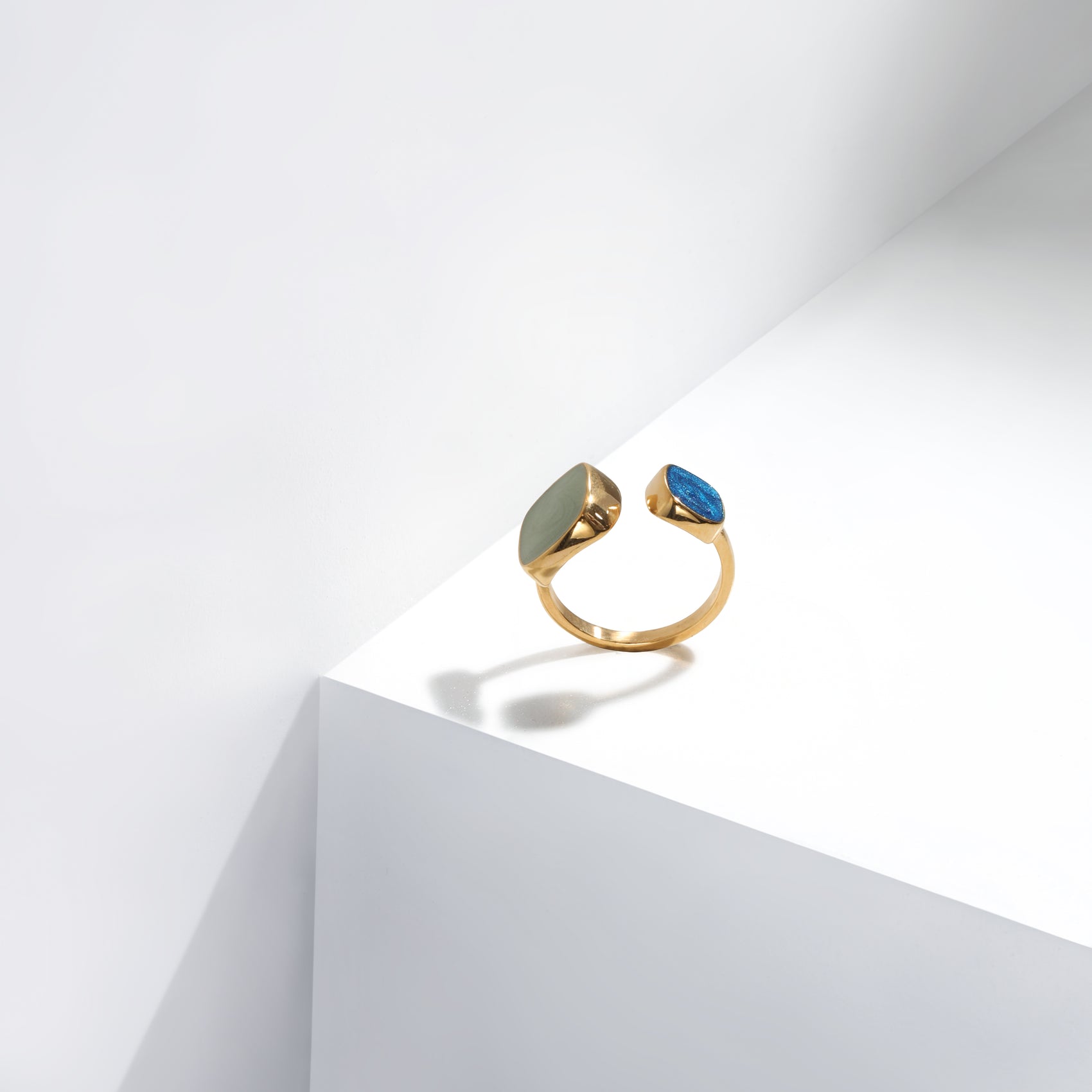The Dual Harmony Ring – Modern Heirloom Quality
