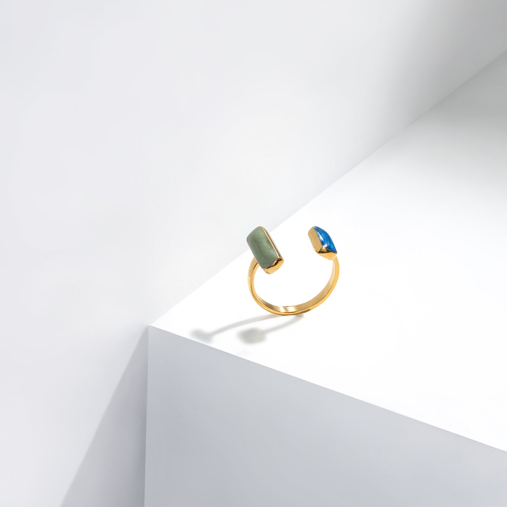 The Elemental Balance Ring – Hypoallergenic & Elegant
