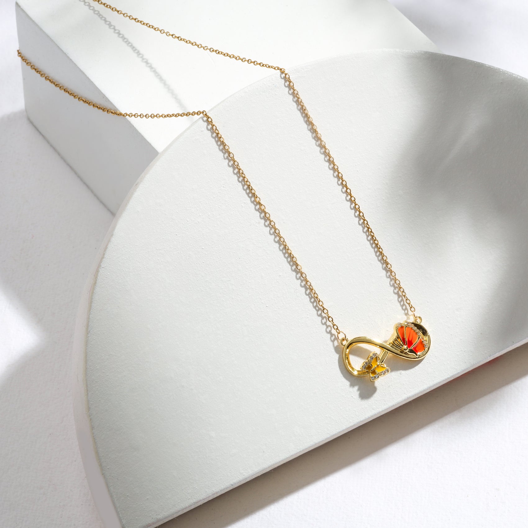The Ember Bloom Infinity Necklace – Everyday Glam, Lasting Shine