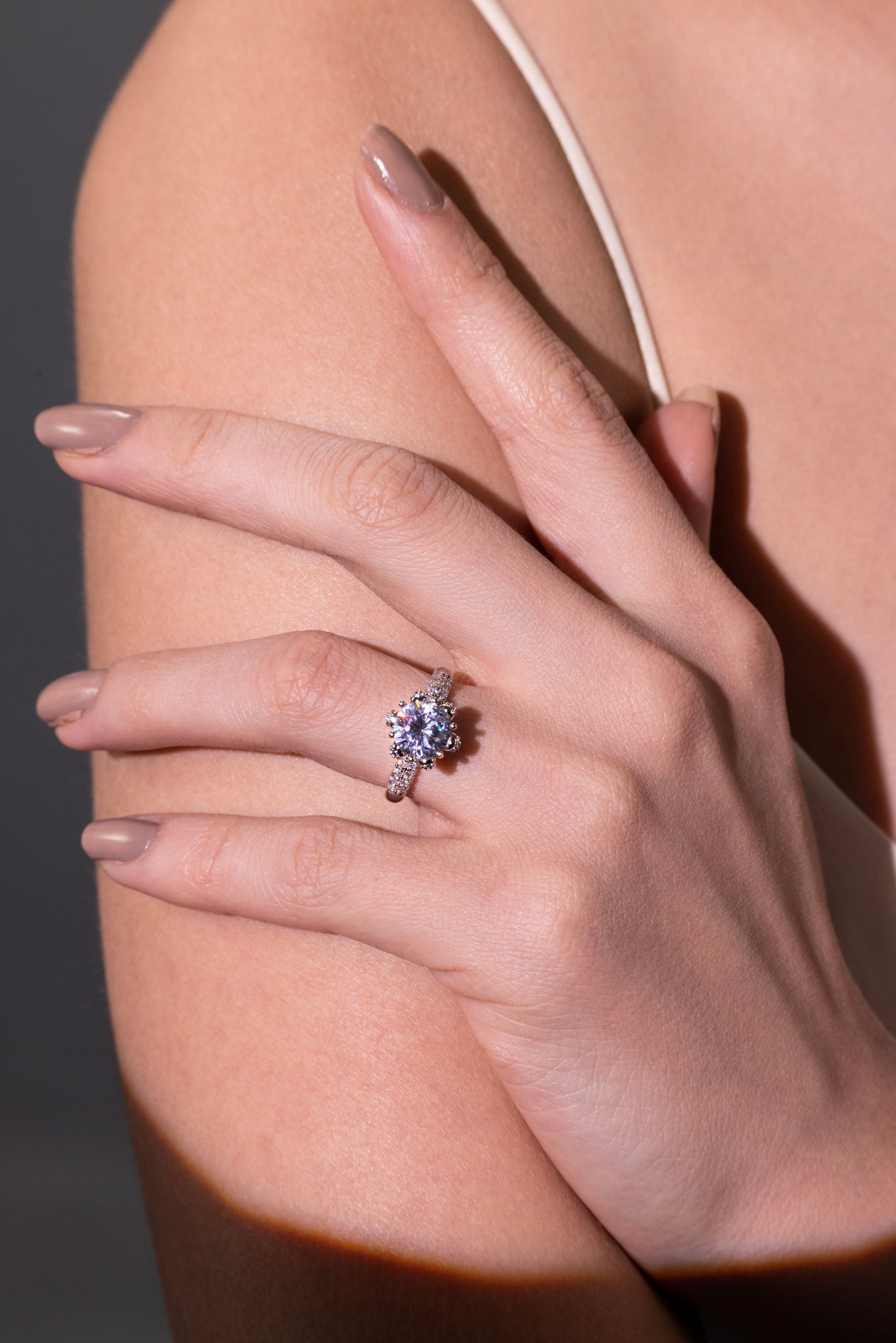The Celestial Grace Ring – Hypoallergenic & Elegant