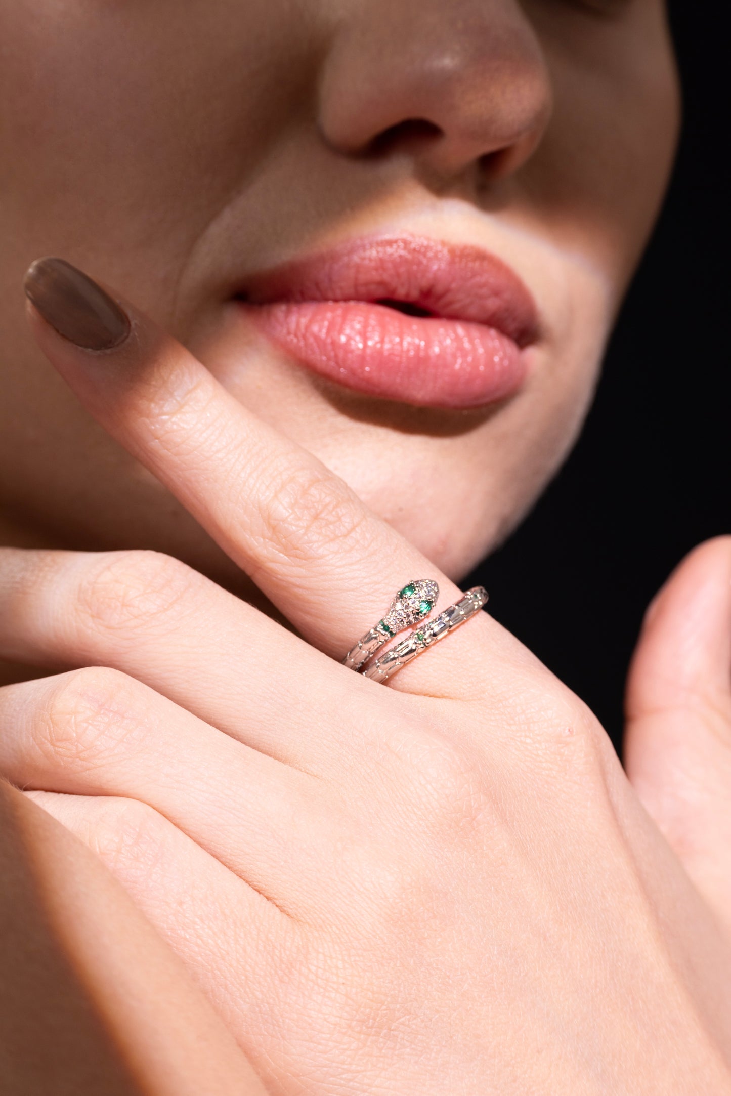 The Serpentine Majesty Ring – Luxe-Grade Gold Plating