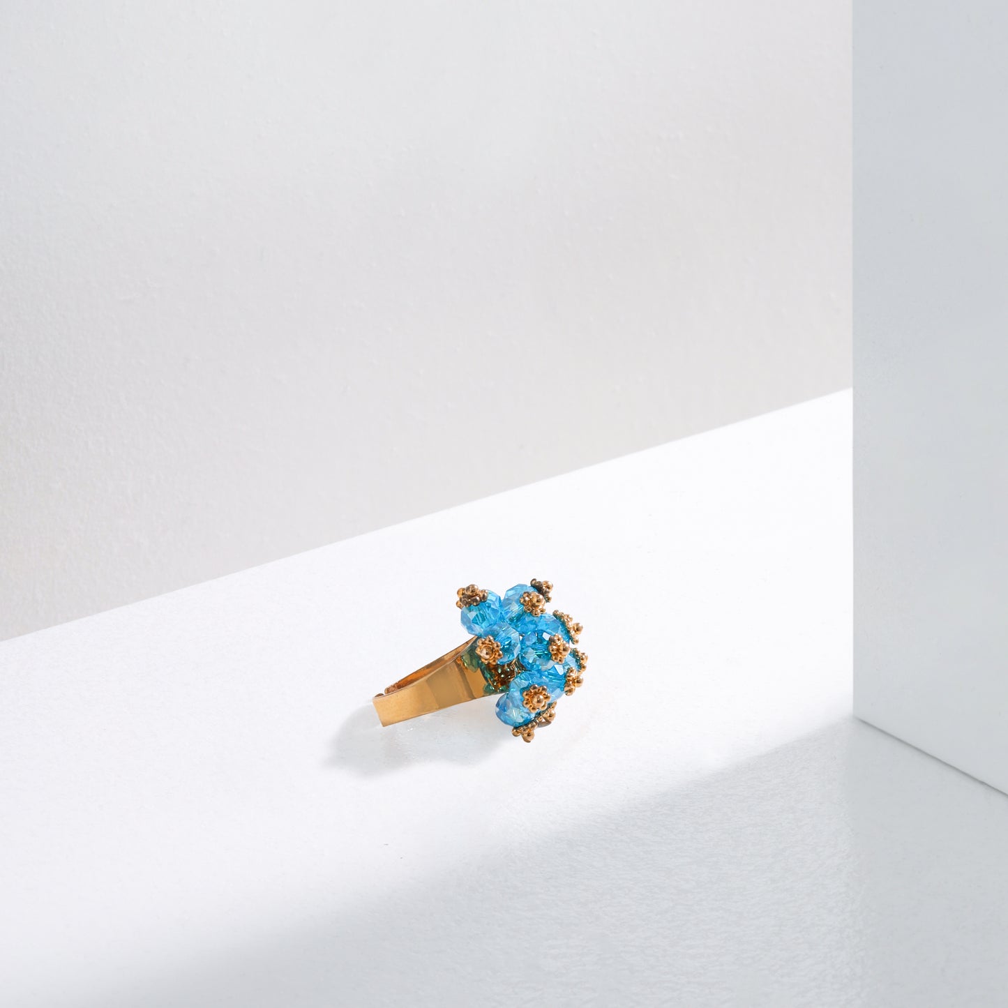 The Imperial Scarlet Bloom Ring – Hypoallergenic & Elegant