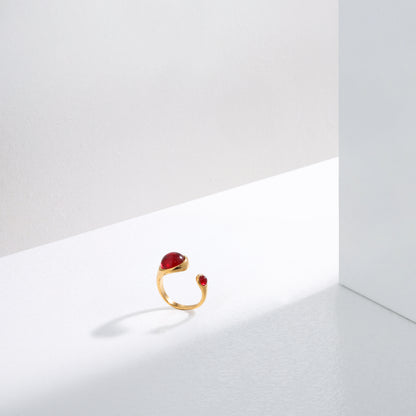 The Crimson Embrace Ring – Hypoallergenic & Elegant