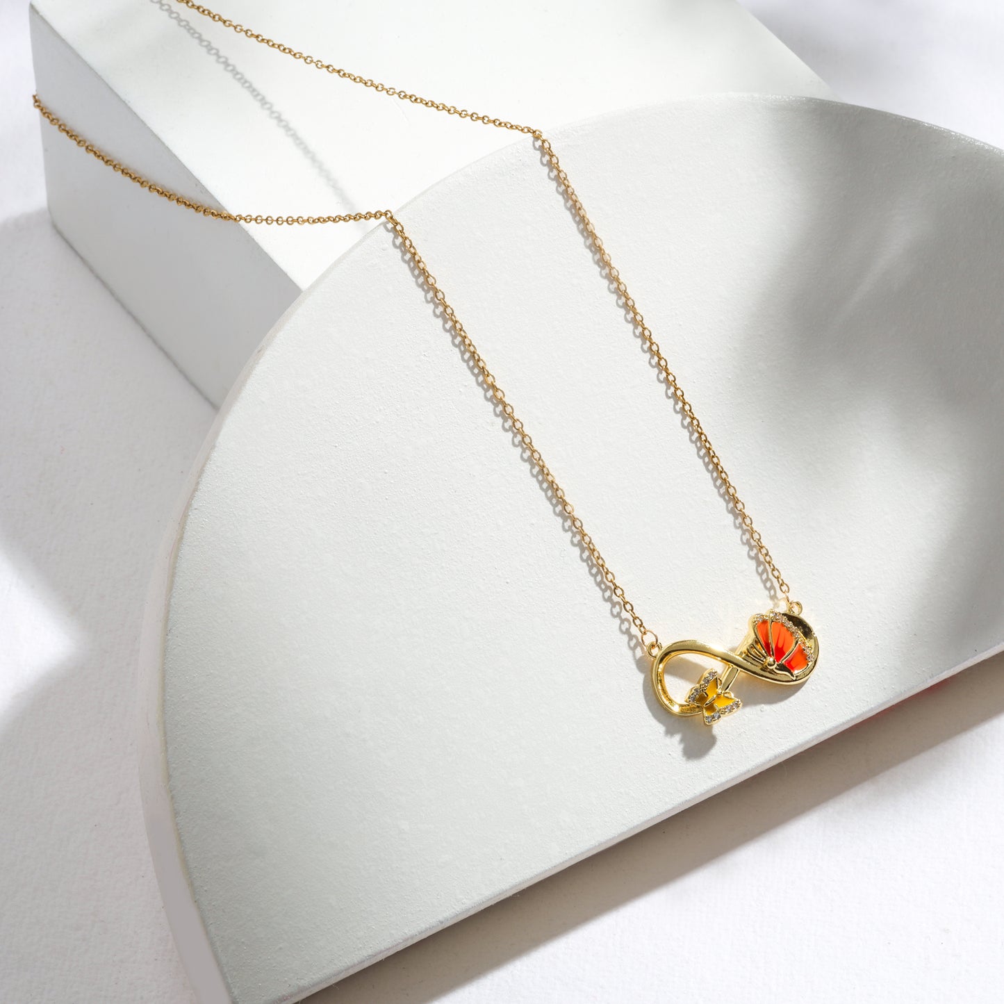 The Ember Bloom Infinity Necklace – Everyday Glam, Lasting Shine