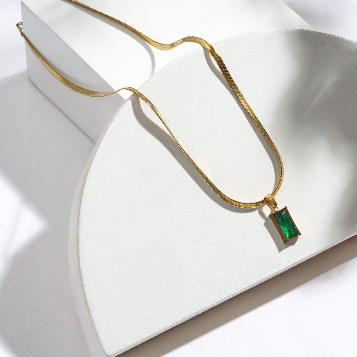 The Emerald Prism Pendant Necklace – Luxe-Grade Gold Plating