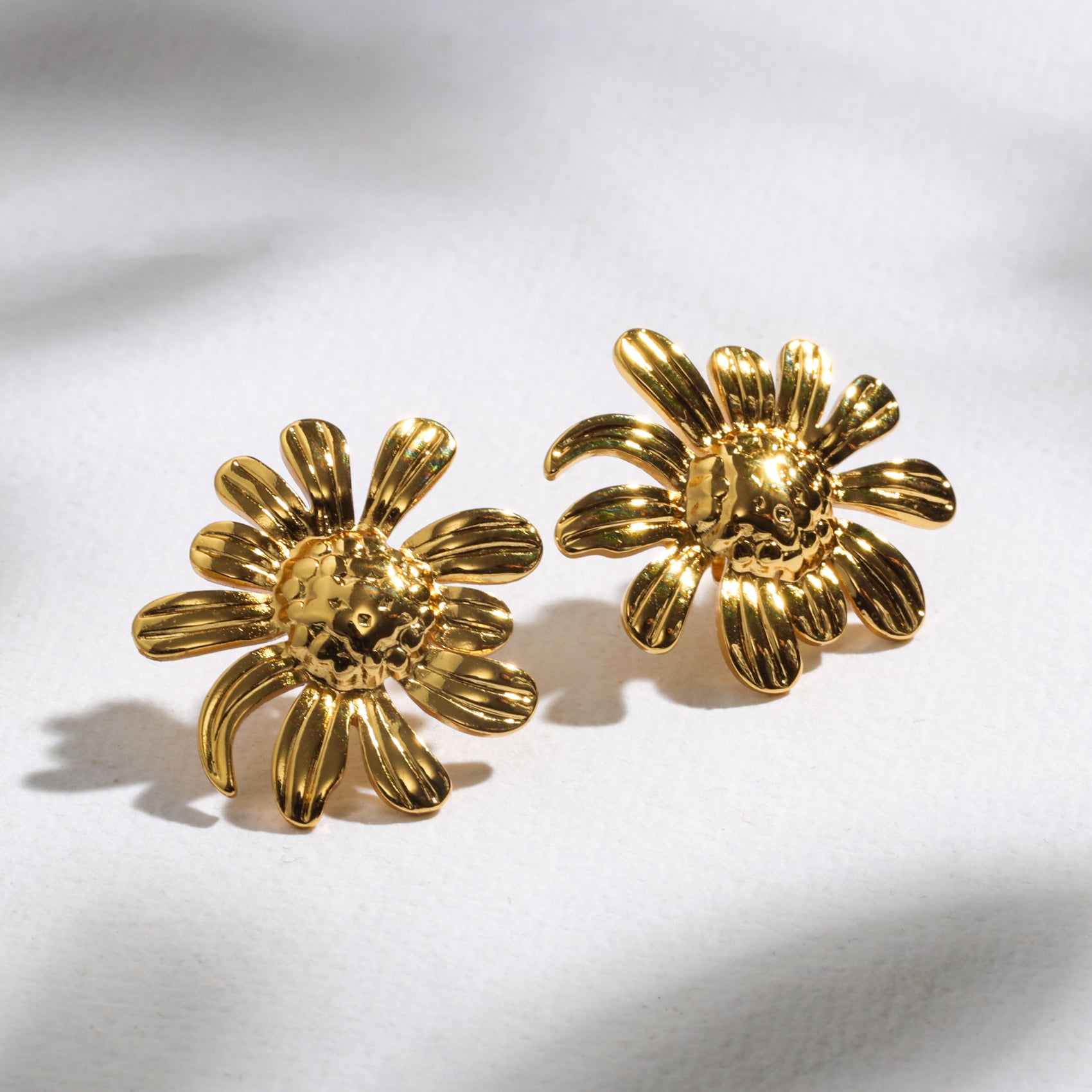 The Golden Daisy Studs – High-Gloss Luxe Finish