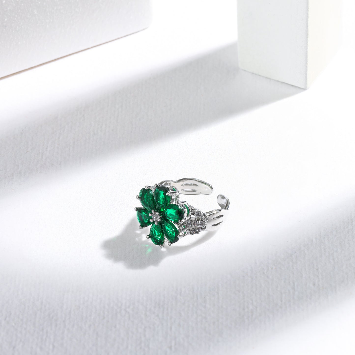 The Emerald Bloom Embrace Ring – 18K Gold-Plated Shine