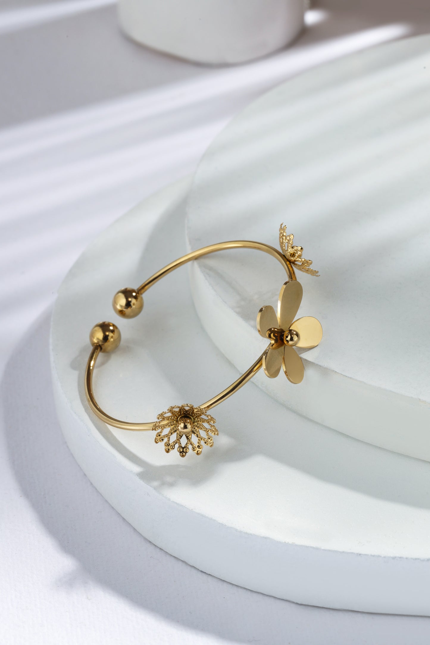 The Blooming Harmony Cuff – Premium Tarnish-Free Finish